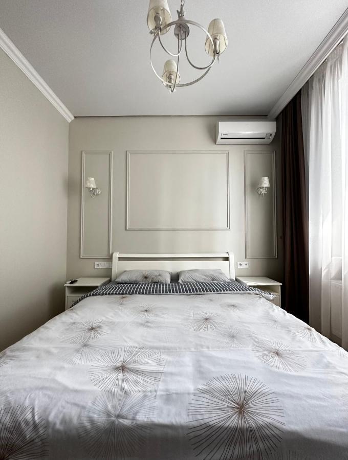 Gagarin Plaza Stylish Apartment Odessa Exterior foto